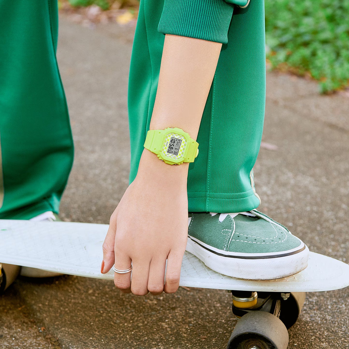 Reloj Digital Sport Amarillo de Mujer