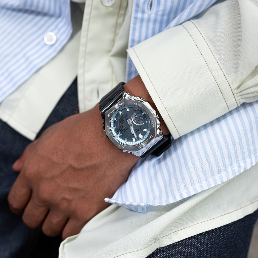 Reloj Análogo Digital Bluetooth Ejecutivo Plateado de Hombre