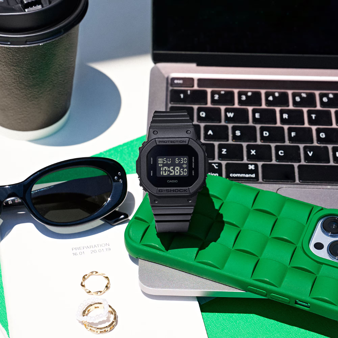 Reloj Digital Juvenil Negro de Mujer