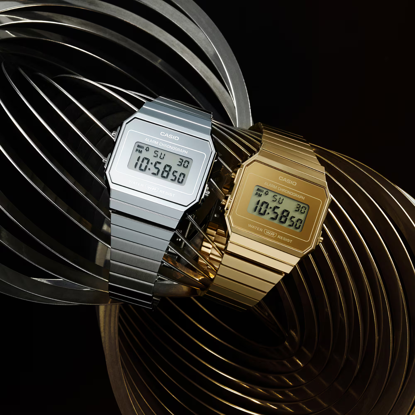 Reloj Digital Vintage Plateado de Mujer