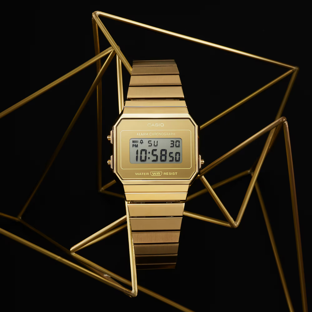 Reloj Digital Vintage Dorado de Mujer
