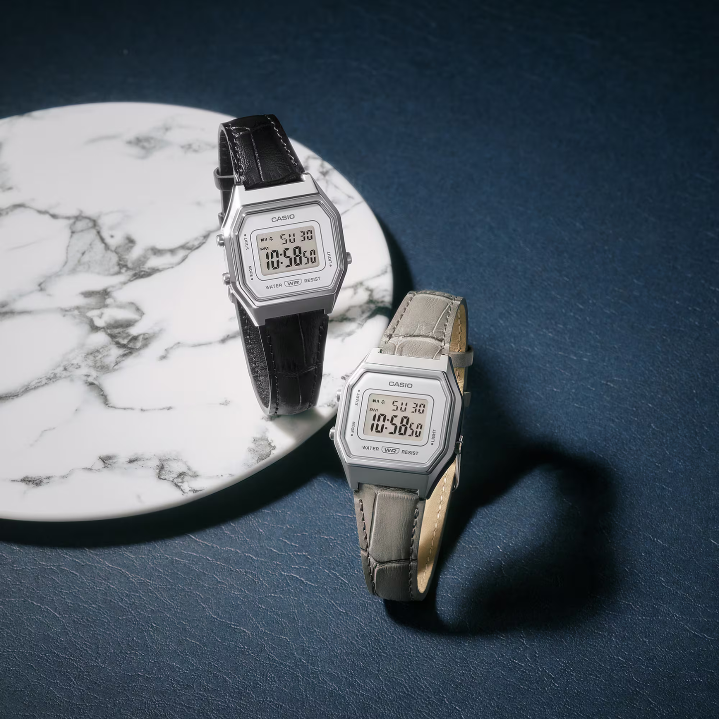 Reloj Digital Vintage Plateado Unisex