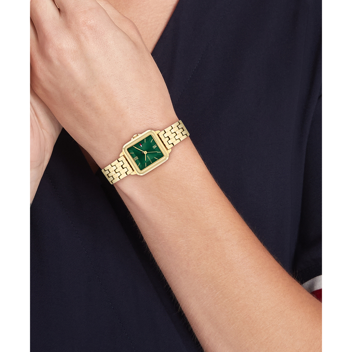 Reloj Análogo Mia Casual Dorado de Mujer