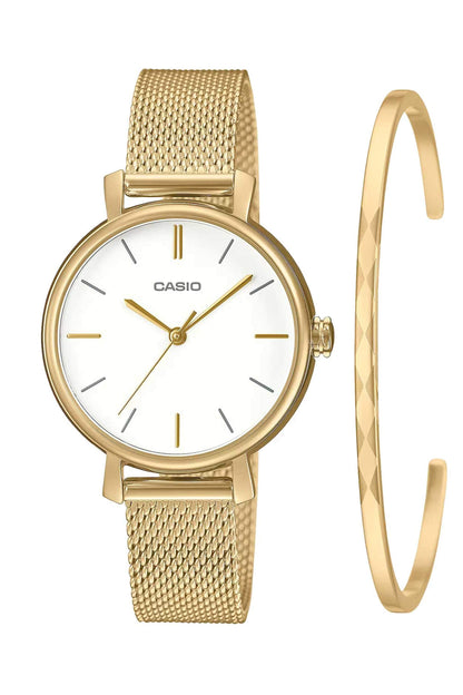 Reloj Análogo Sport Dorado de Mujer