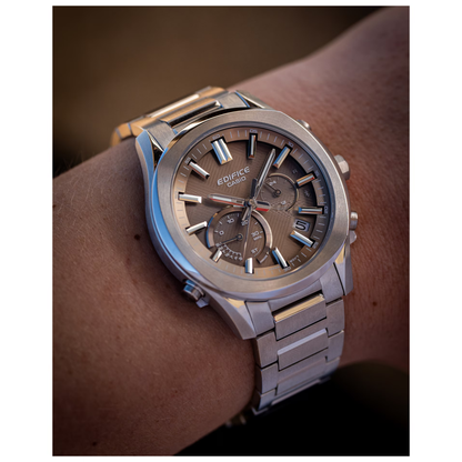 Reloj Análogo Deportivo Plateado de Hombre