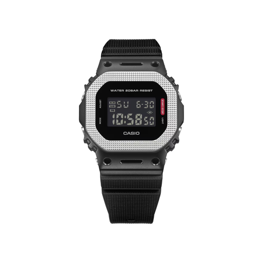 Reloj Digital Casual Negro de Mujer