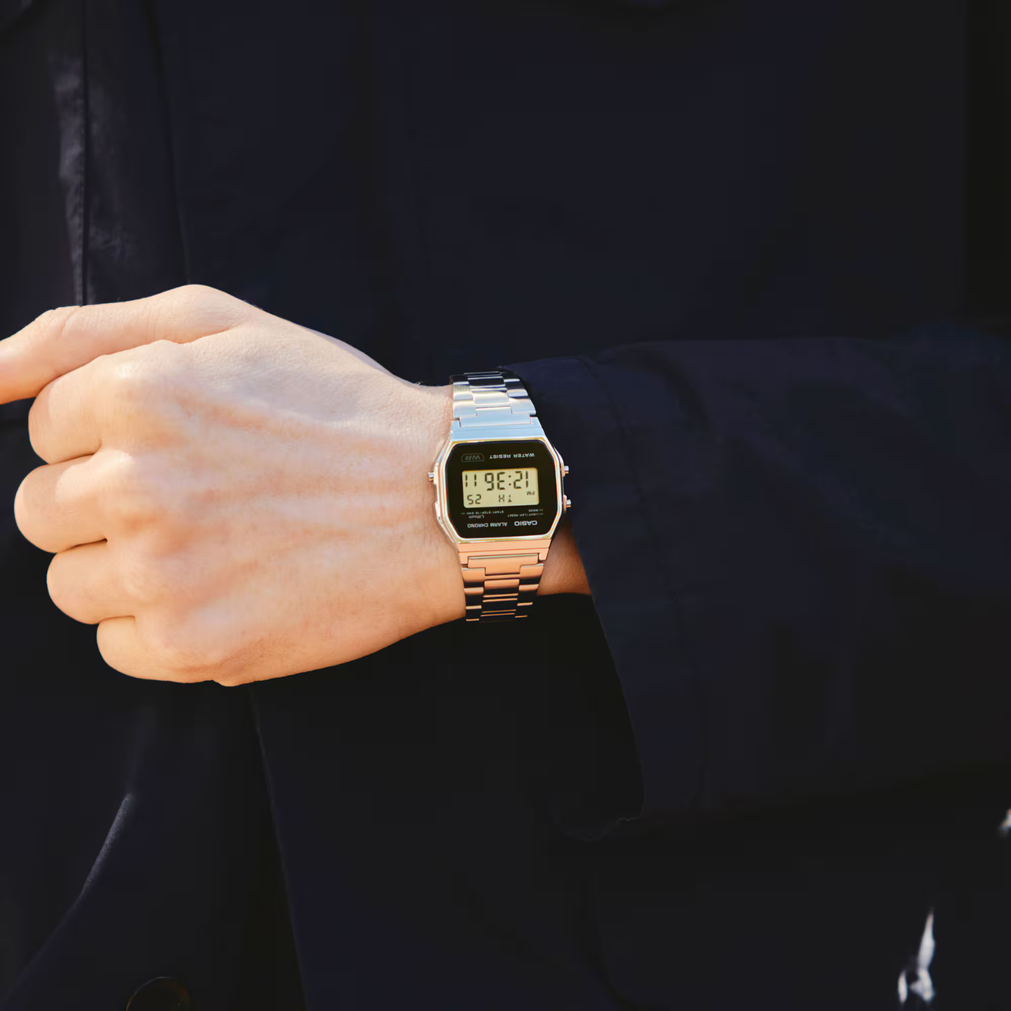 Reloj Digital Vintage Plateado Unisex