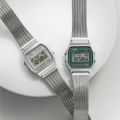 Reloj Digital Vintage Plateado Unisex