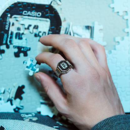 Reloj Digital Tipo Anillo 50th Aniversary Vintage Plateado Unisex