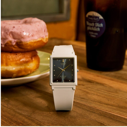 Reloj Análogo Clásico Blanco Unisex