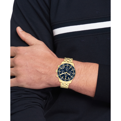 Reloj Análogo Deportivo Dorado de Hombre